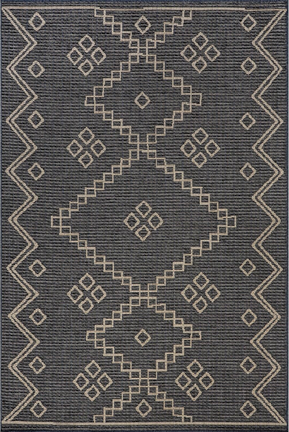 Julieta Diamonded Helix Indoor/Outdoor Area Rug, 5X8, Grey
