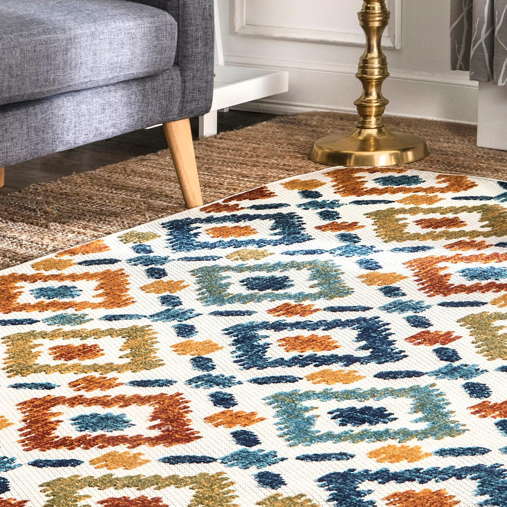 Indoor/Outdoor Transitional Labyrinth Accent Rug, 2X3, Blue