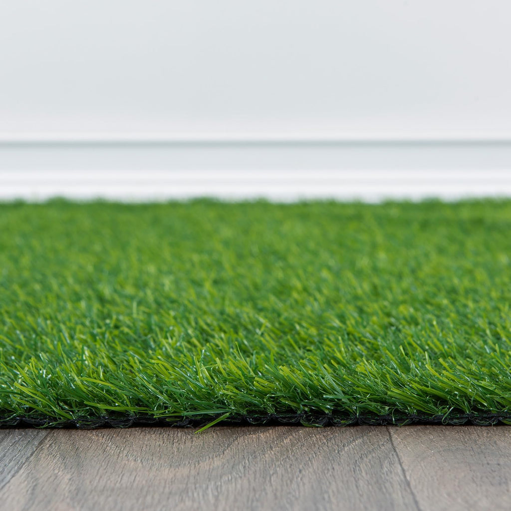 Solid Grass Turf Indoor Outdoor Rug Green 2'7" X 6'