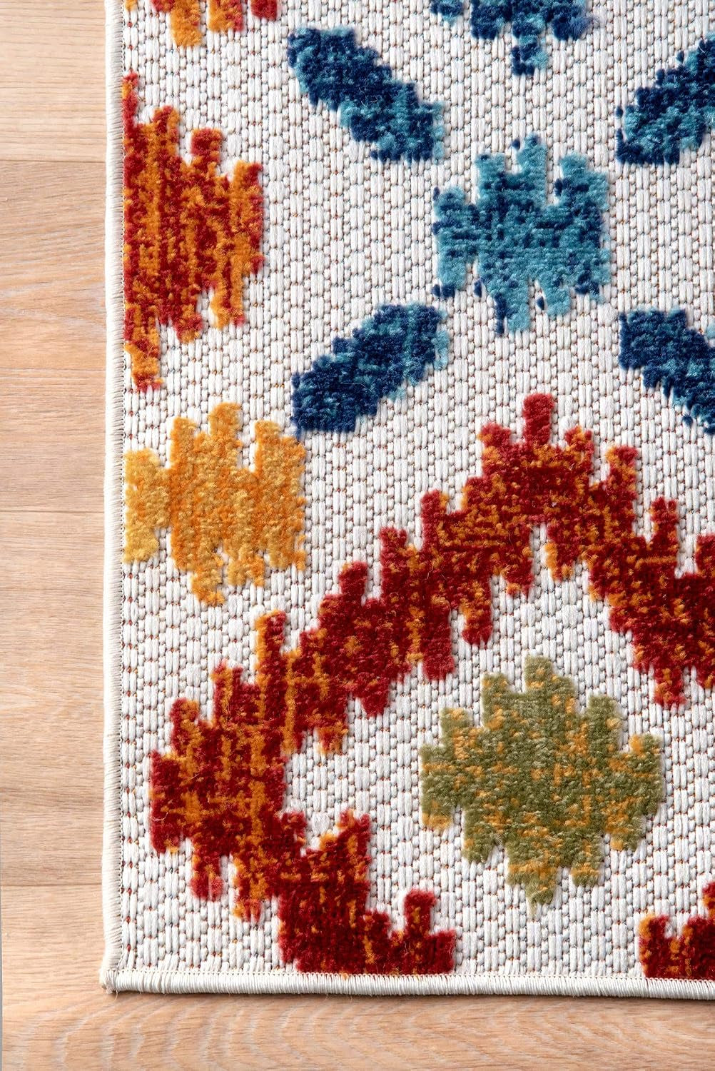 Indoor/Outdoor Transitional Labyrinth Accent Rug, 2X3, Blue